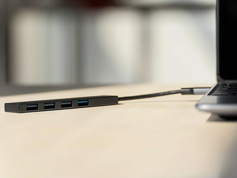 Hub USB-C™ 3.2 a 4 porte USB-A Slim in Metallo TECHLY - immagine 4