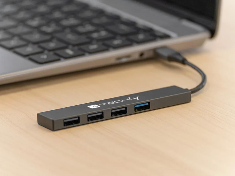 Hub USB-C™ 3.2 a 4 porte USB-A Slim in Metallo TECHLY - immagine 5