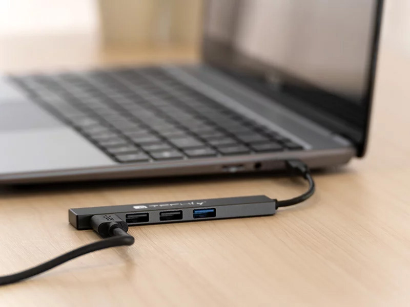 Hub USB-C™ 3.2 a 4 porte USB-A Slim in Metallo TECHLY - immagine 6