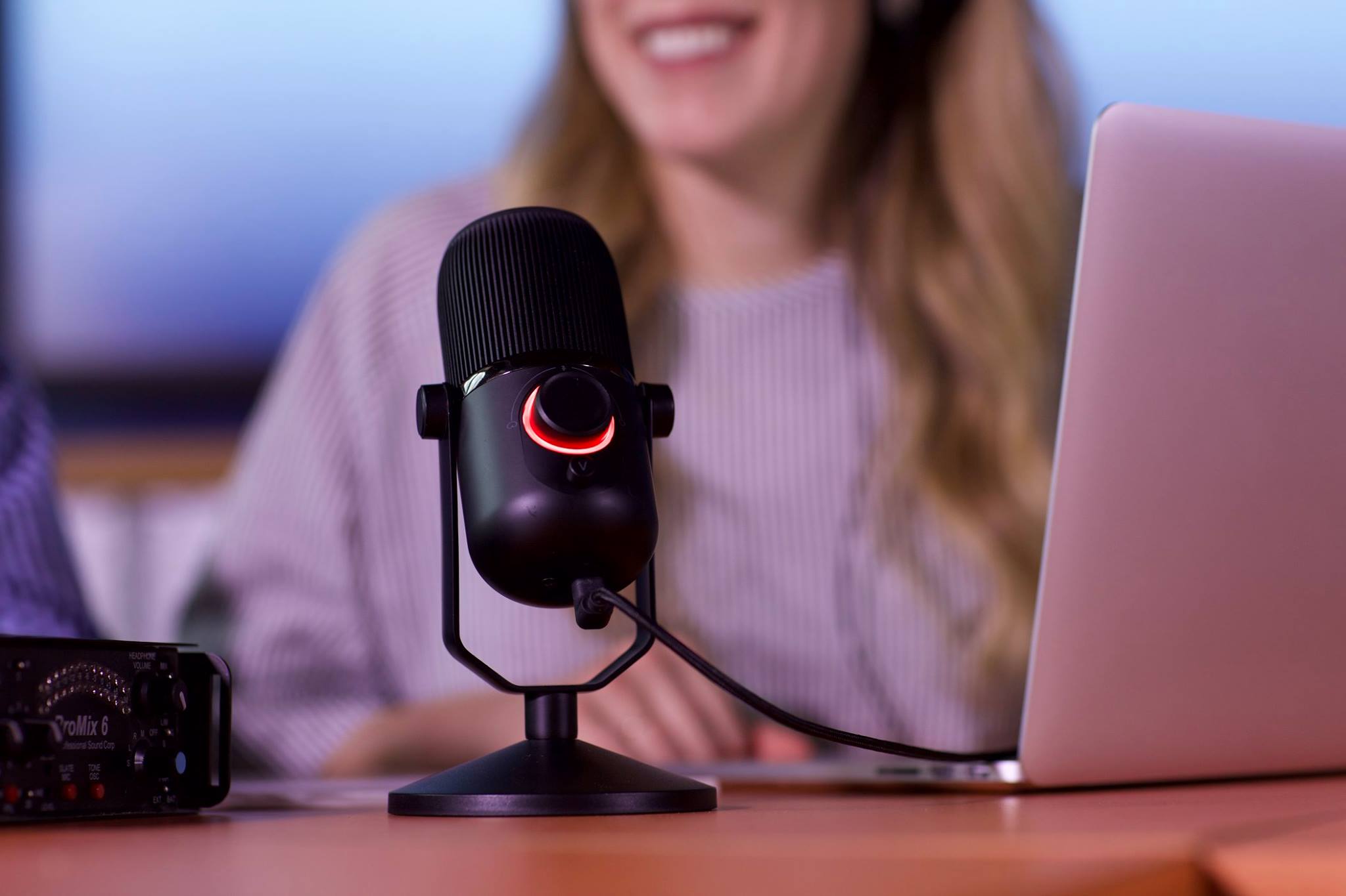 Microfono Professionale a Condensatore Alta Qualità USB-C con Stand THRONMAX - immagine 8