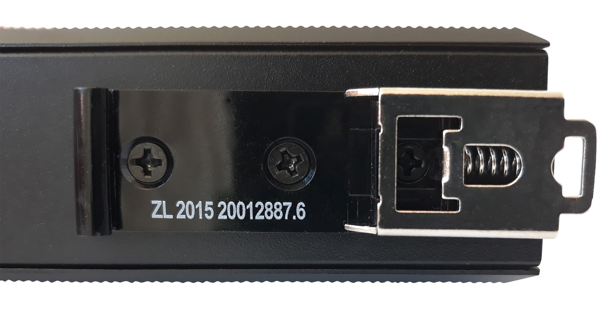Switch Industriale 4x 10/100Base-TX a SFP Fibra 2 x 1000Base-X - immagine 8