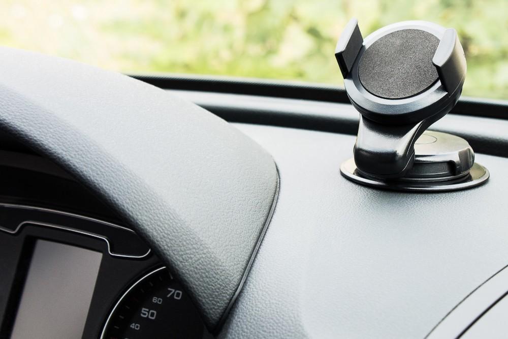 Supporto da Auto per Smartphone / Tablet con Ventosa Nero GOOBAY - immagine 4