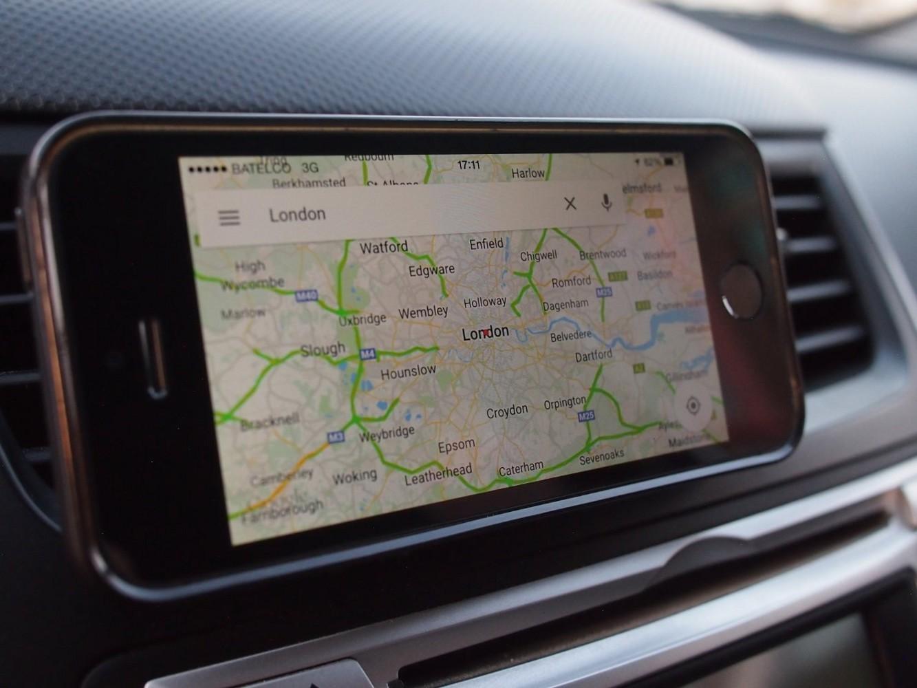 Supporto Magnetico da Auto per Smartphone e Tablet Nero TECHLY - immagine 10