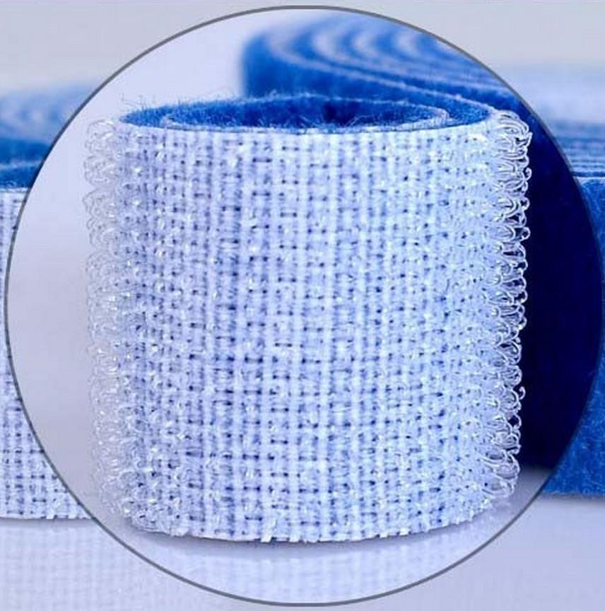 Rotolo di Feltro Adesivo Fermacavi Lunghezza 25 m Larghezza 10 mm Blu TECHLY - immagine 5
