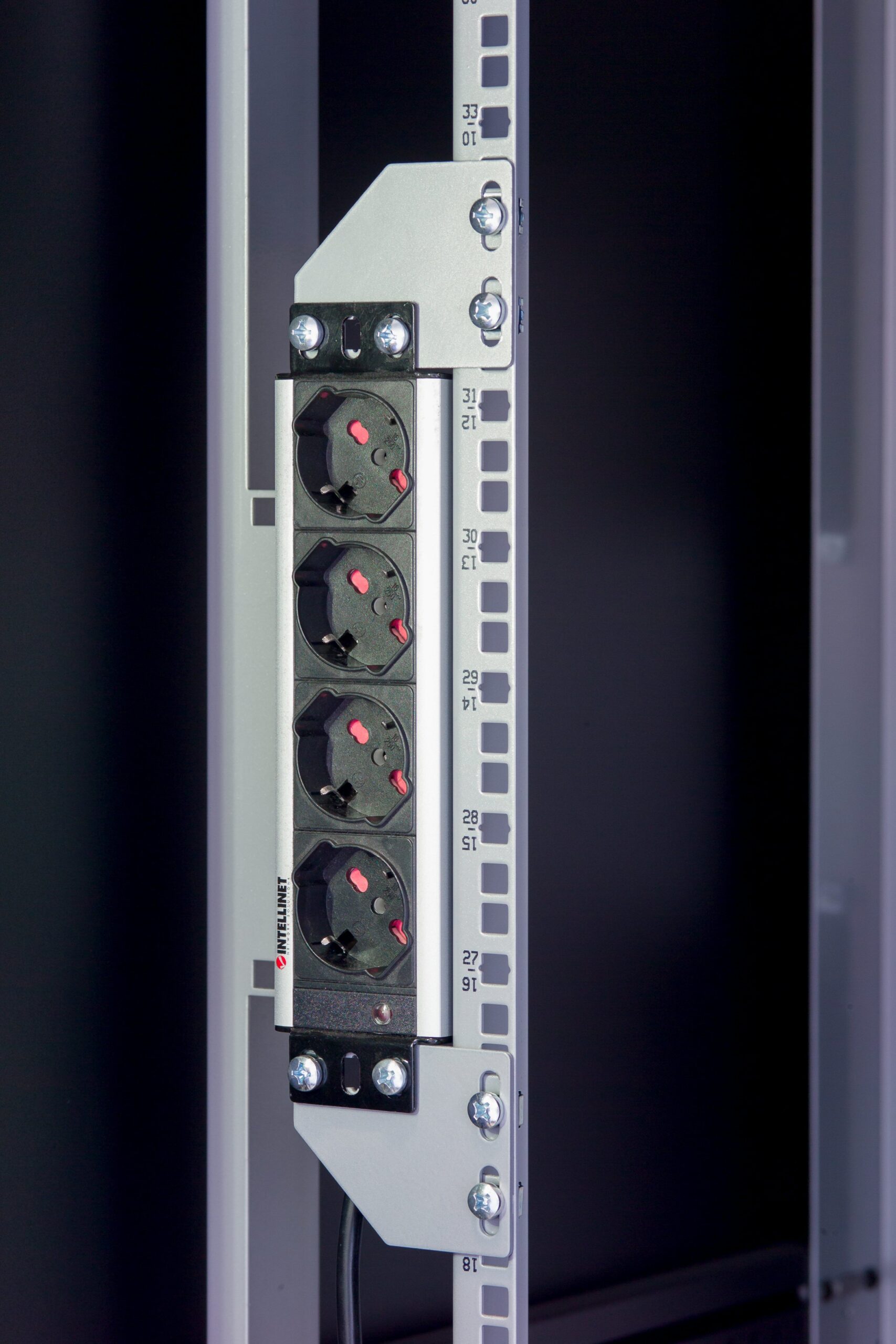 Staffe per Montaggio Verticale su Montanti Rack Nero TECHLY PROFESSIONAL - immagine 2