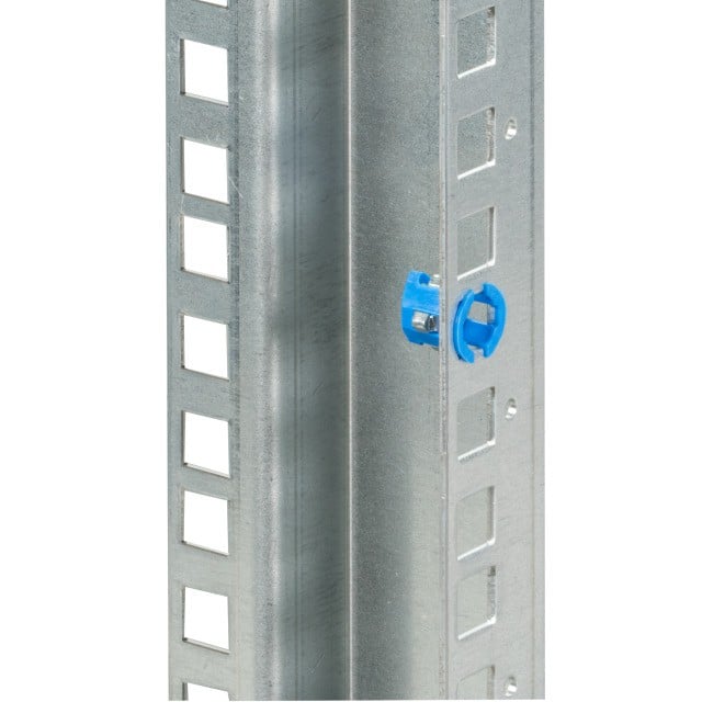 Kit Set 50 Viti, 50 Dadi prigionieri e 50 Rondelle per Montaggio Rack Silver OEM - immagine 3