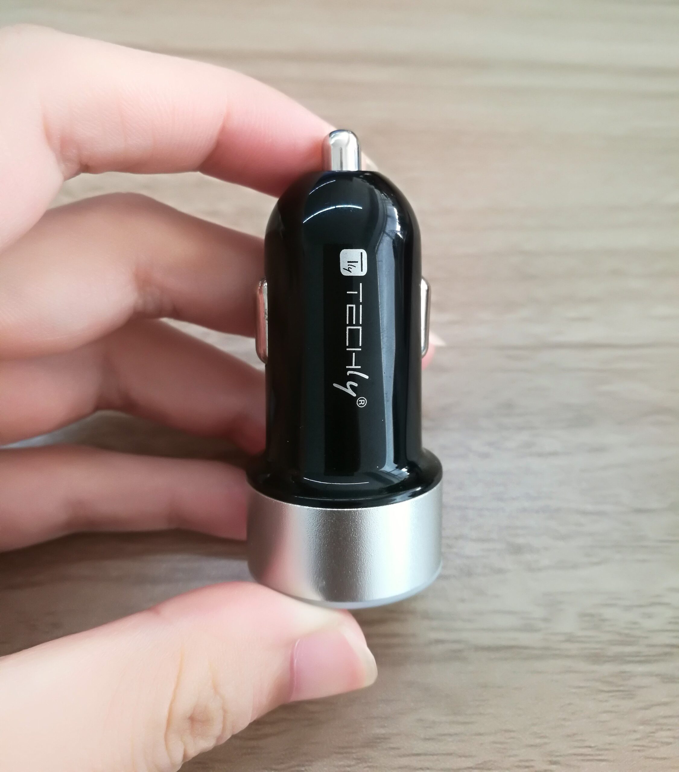 Caricatore da Auto Universale 2 Porte USB con Uscita 4,8A Nero TECHLY - immagine 4