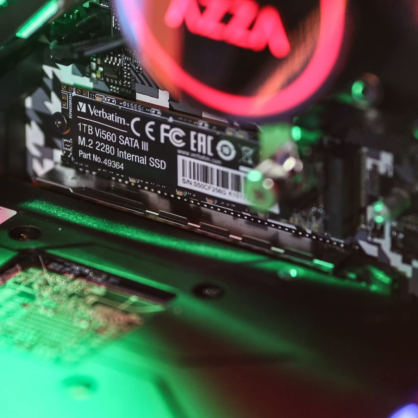 SSD Vi560 Internal SATA III M.2 1TB VERBATIM - immagine 4