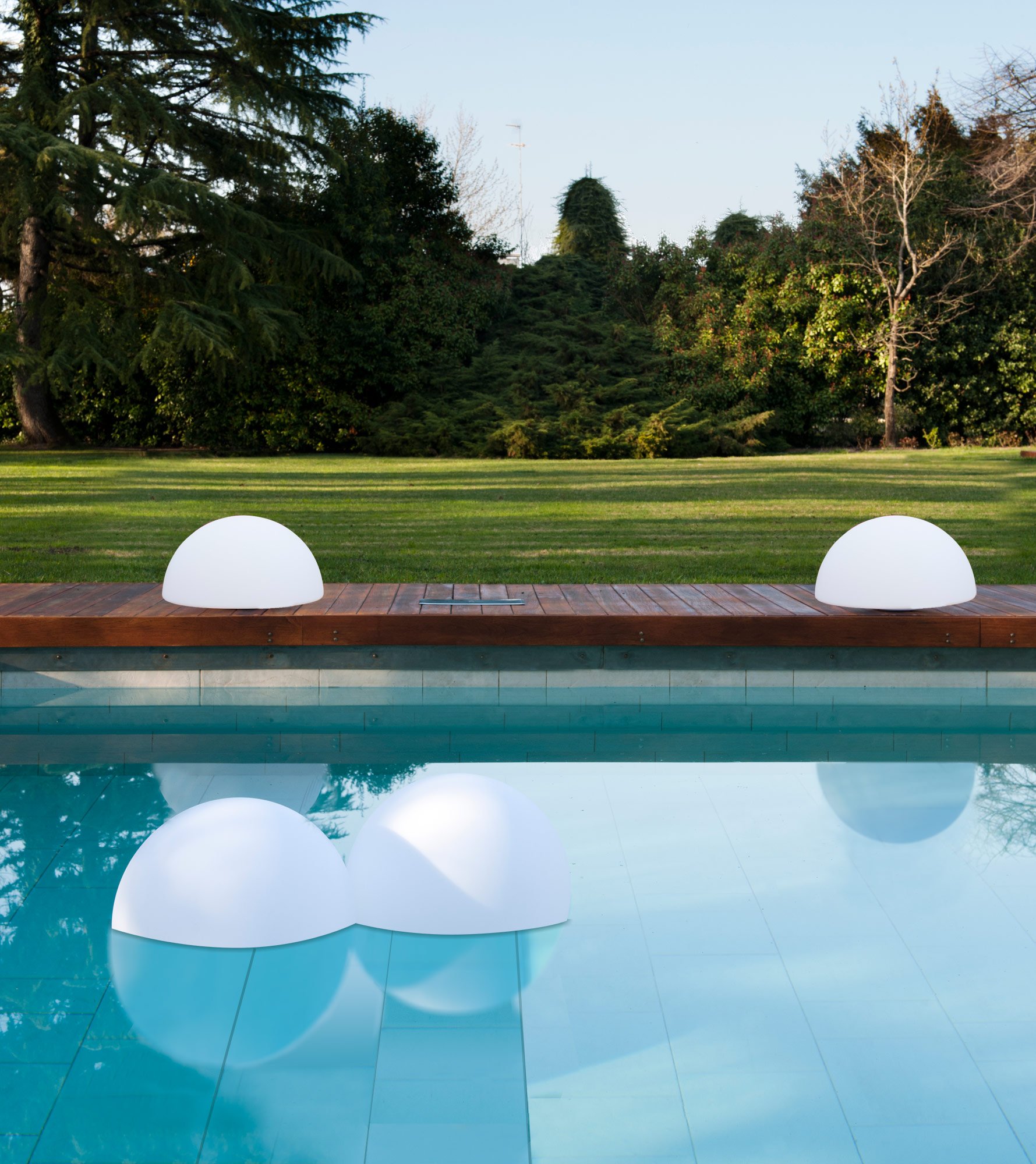 Lampada LED Multicolore a Mezza Sfera TECHLY - immagine 5