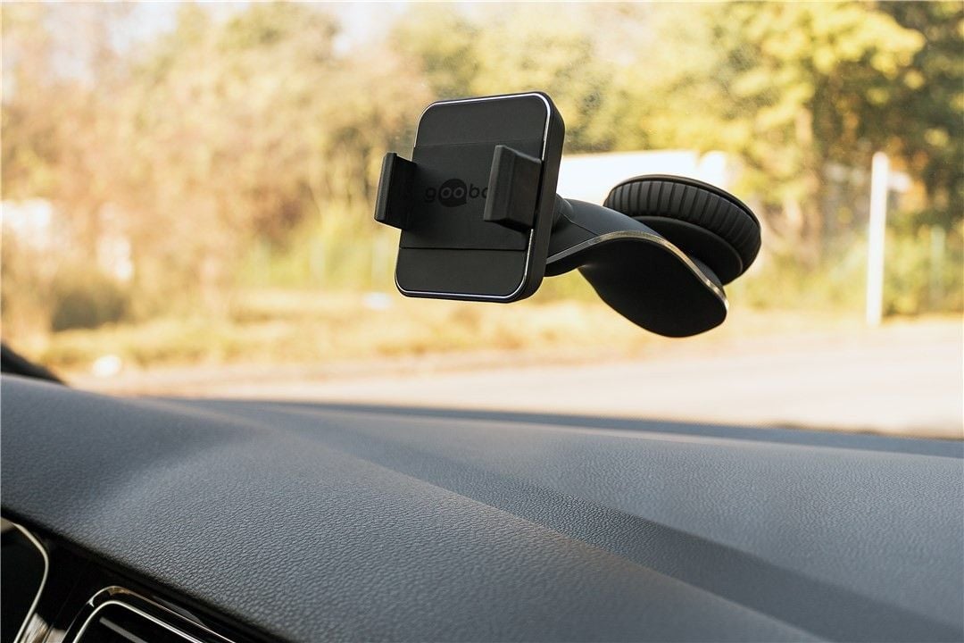 Supporto da Auto per Smartphone Universale con Ventosa GOOBAY - immagine 6