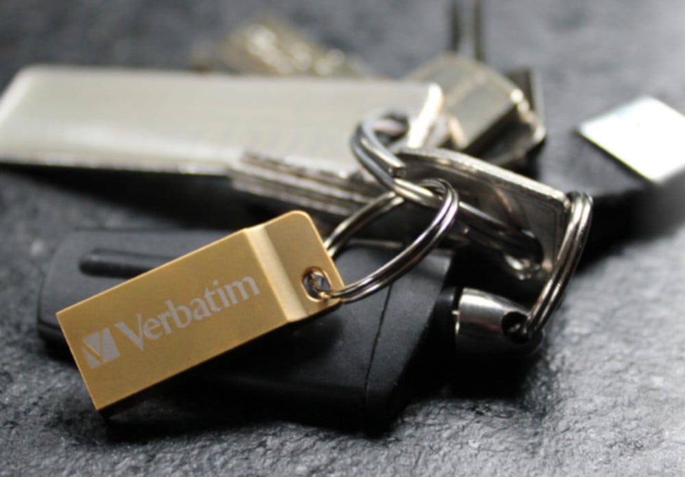 Mini Memoria USB 3.0 Verbatim con Portachiavi 64GB Oro VERBATIM - immagine 6