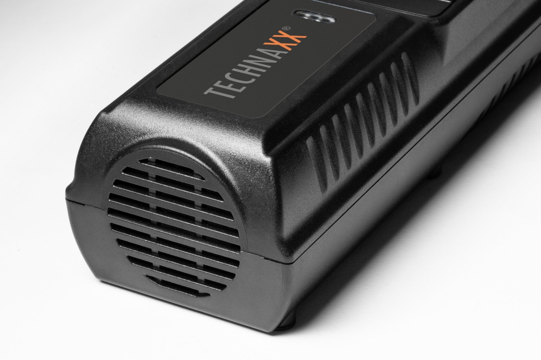 Trasformatore di Corrente per Auto con USB-A e USB-C™, TE-21 TECHNAXX - immagine 7