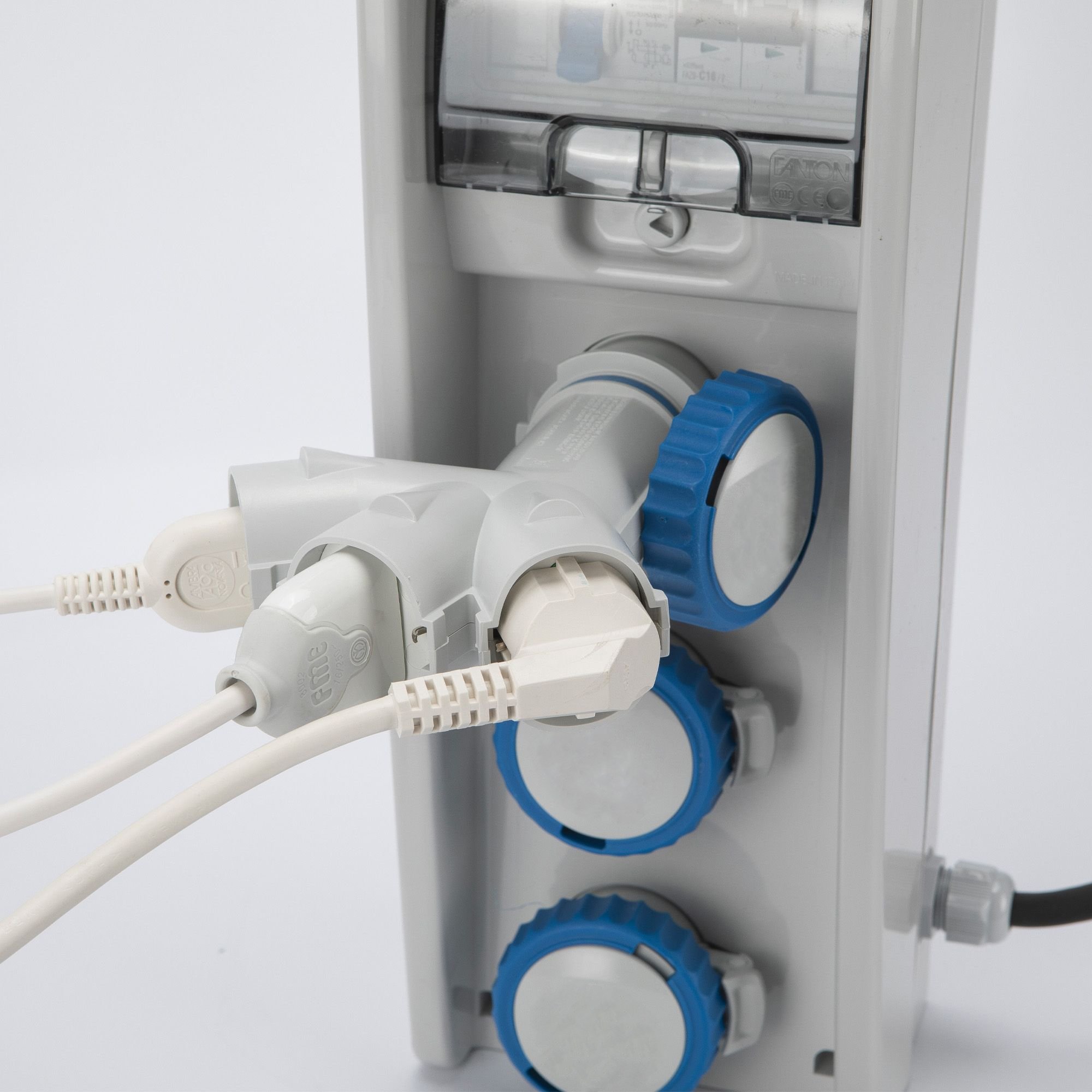 Adattatore Industriale Triplex da Spina Italiana 16A a 3 Prese Bipasso Schuko FME - immagine 4