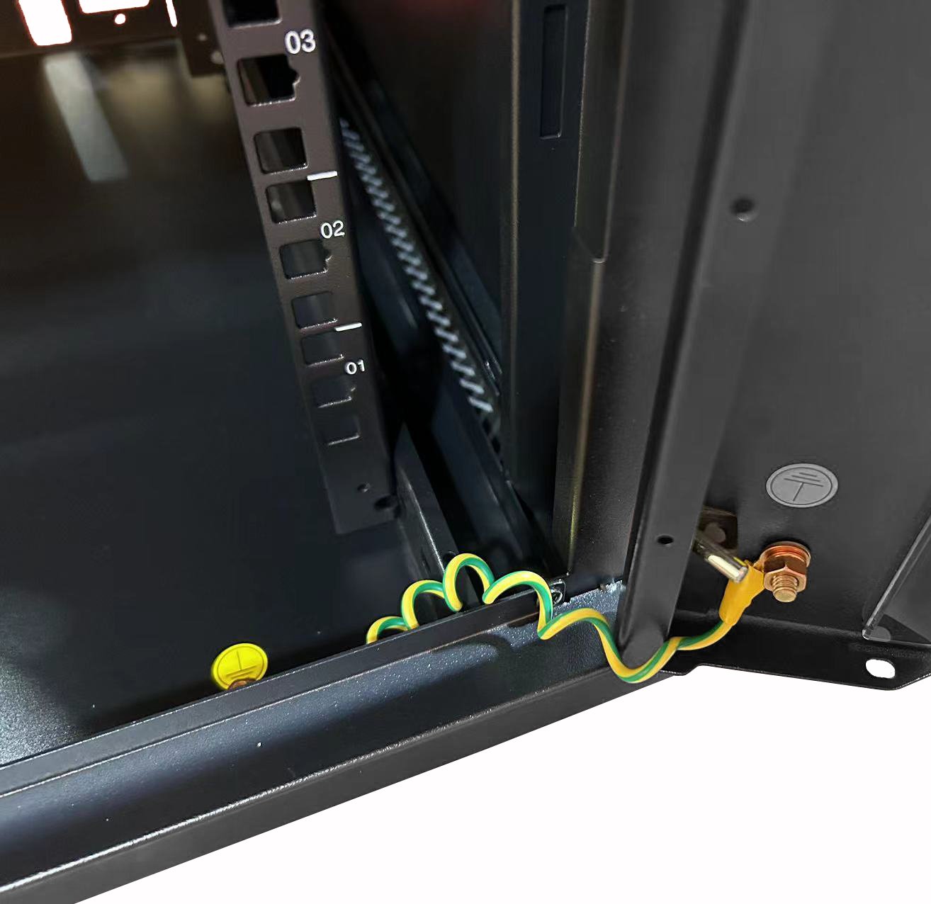 Armadio Rack 19'' a muro 15 unità sezione unica prof. 600mm Nero TECHLY PROFESSIONAL - immagine 5