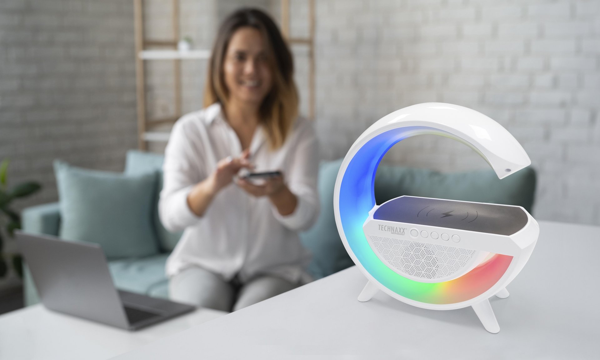 Altoparlante Bluetooth v5.3 con Luce LED e Ricarica Wireless, TX-264 TECHNAXX - immagine 6
