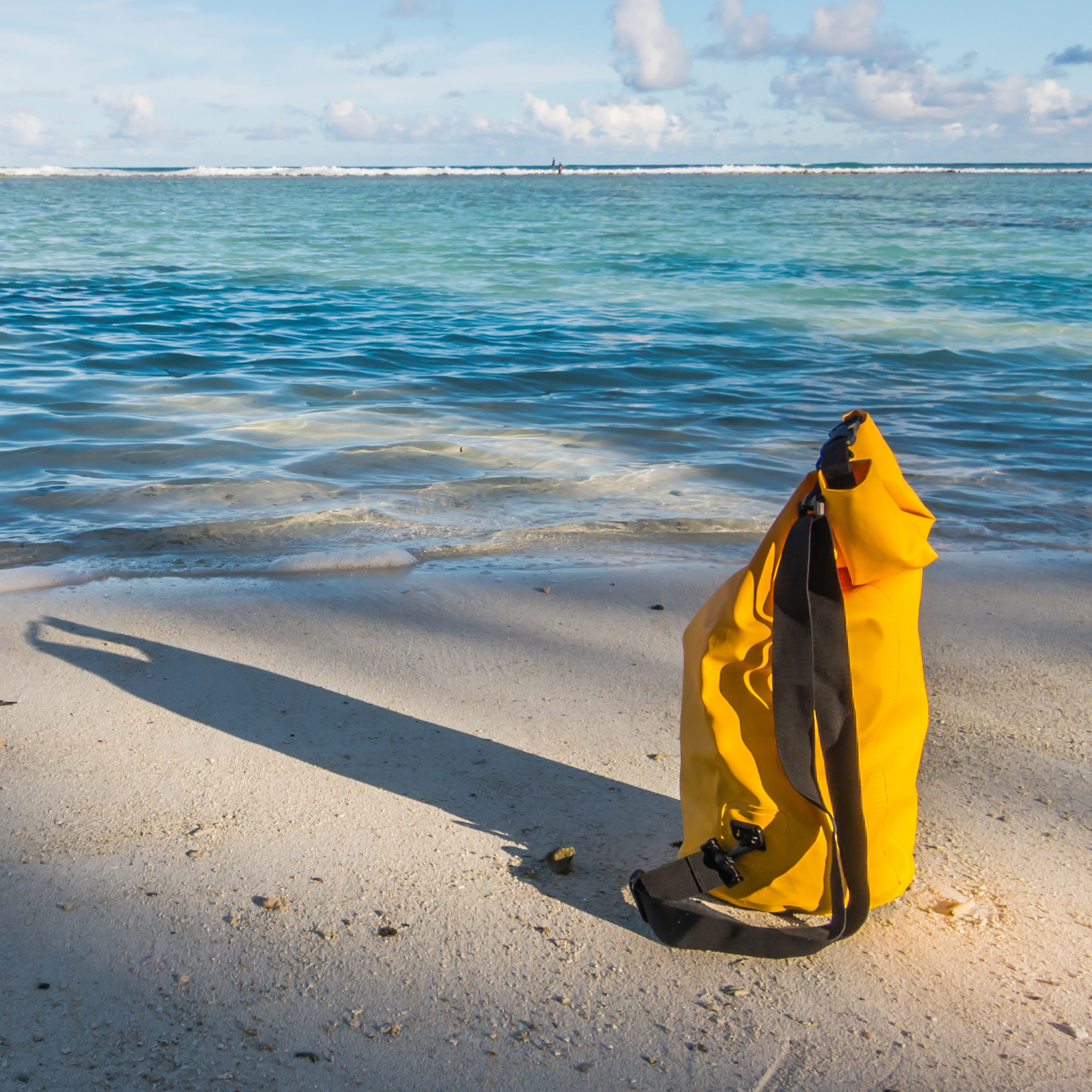 Sacca Impermeabile 20L Dry Bag con Tracolla Regolabile Giallo TECHLY - immagine 8